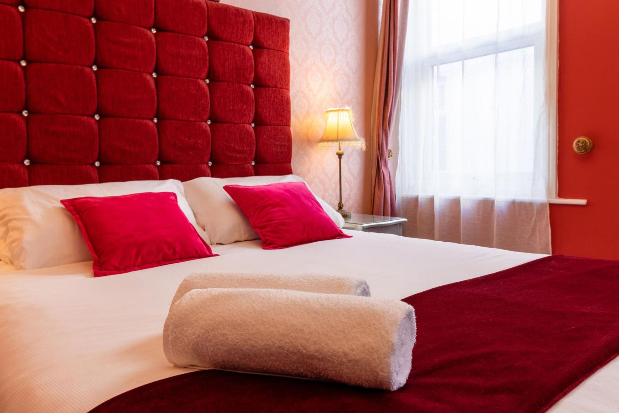 Hotel Rouge Blackpool Room photo