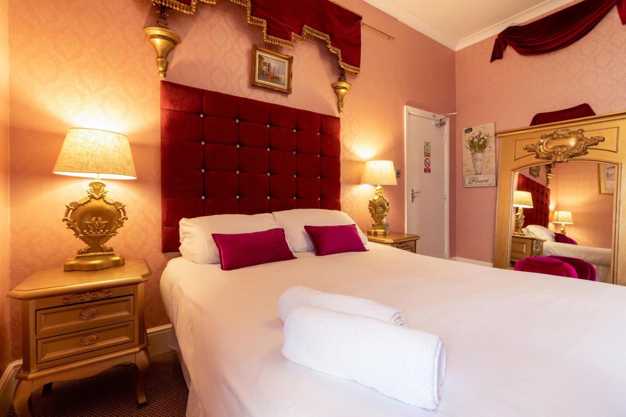 Hotel Rouge Blackpool Room photo